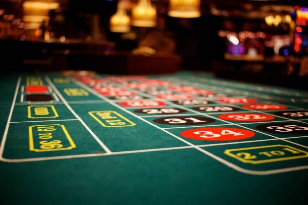 bulantoto platform overview showing integrated football markets, live tables, slot games, and esports coverage